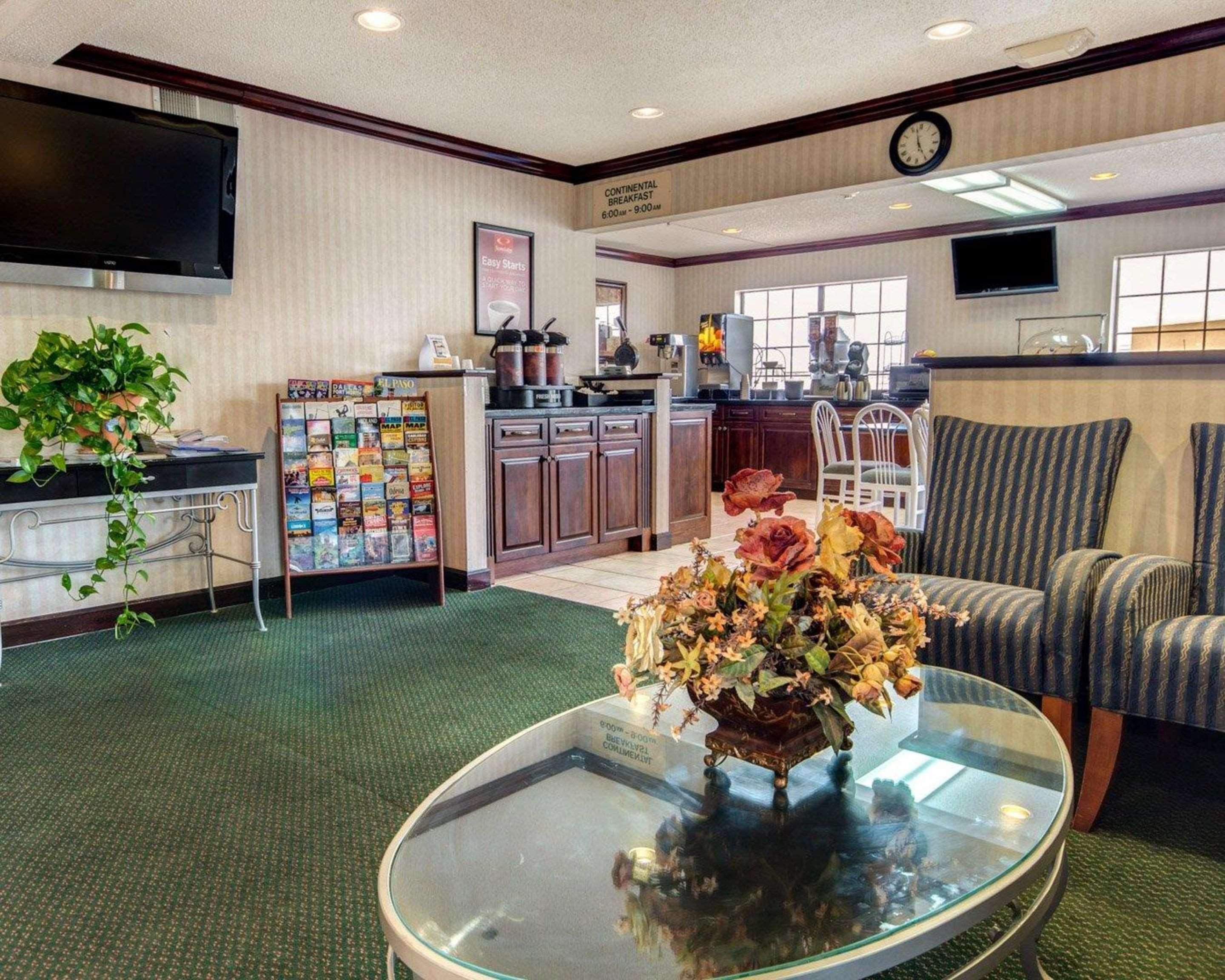 אל פאסו Econo Lodge Inn & Suites מראה חיצוני תמונה