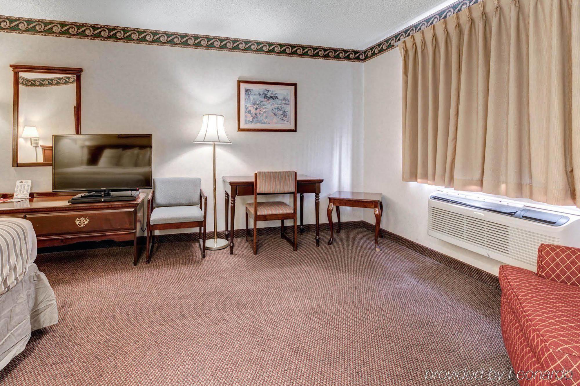 אל פאסו Econo Lodge Inn & Suites מראה חיצוני תמונה